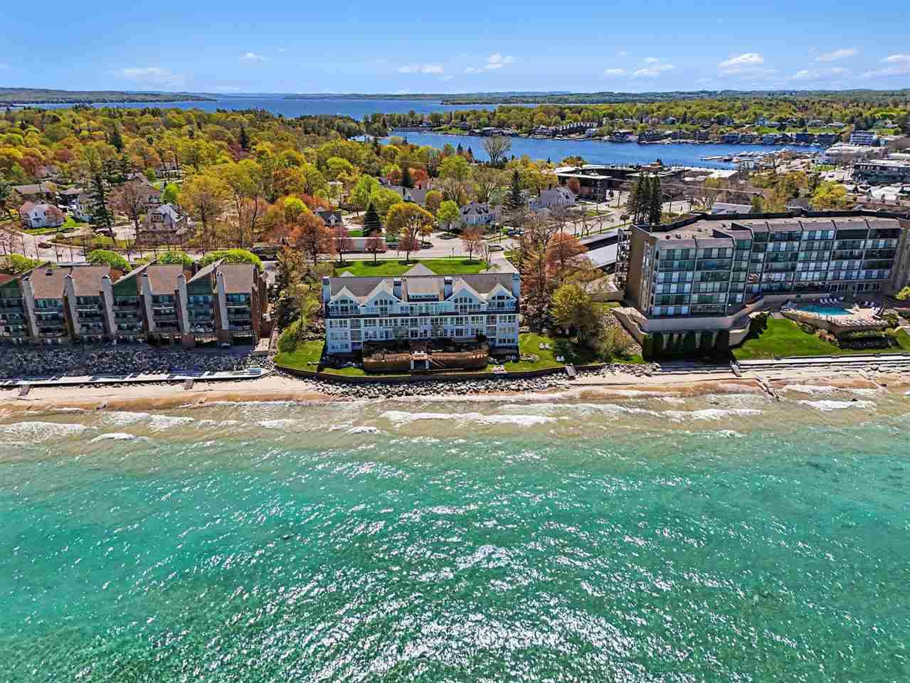 301 Michigan Avenue Unit: #8