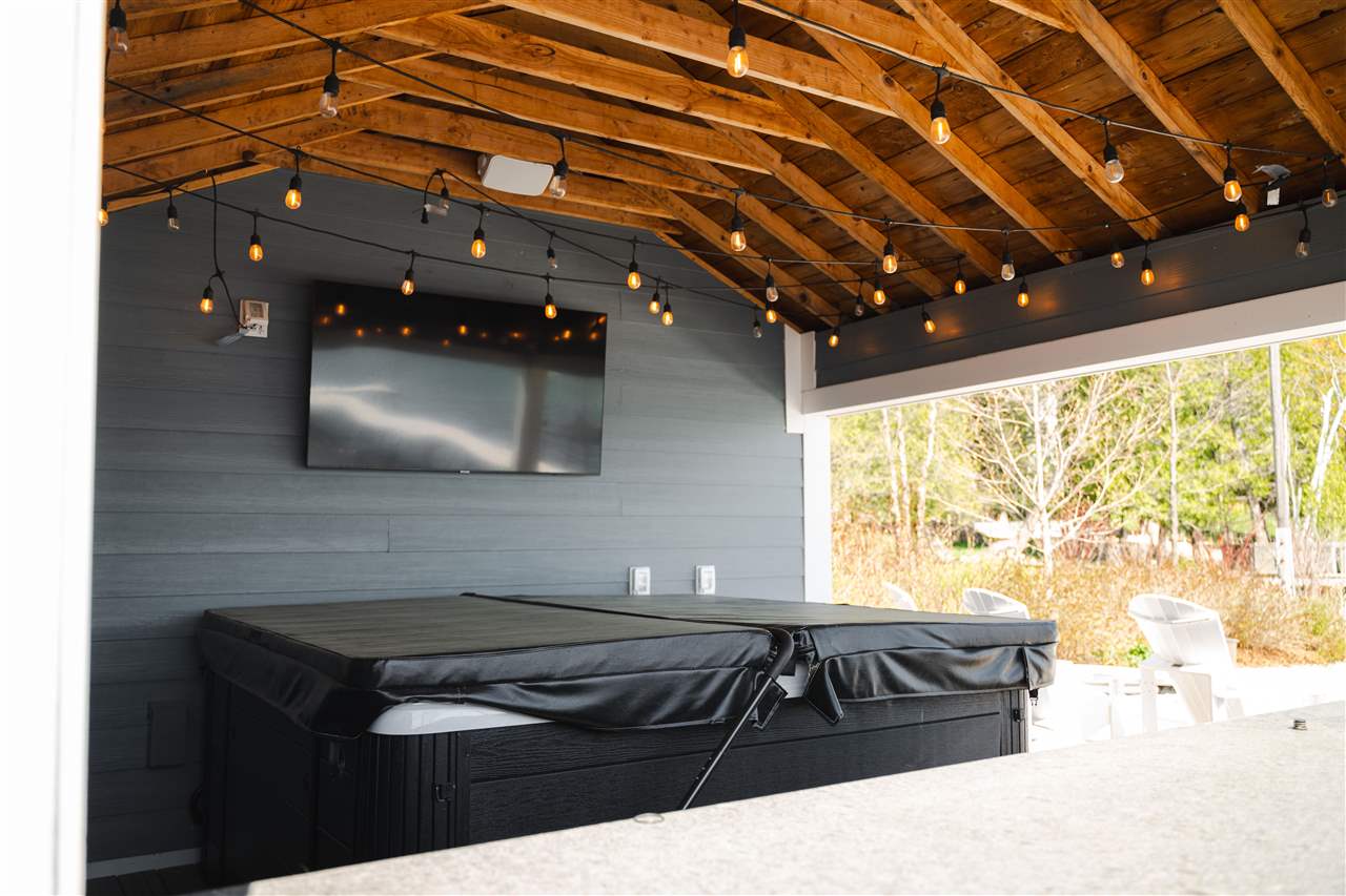 03312 Springwater Beach Road