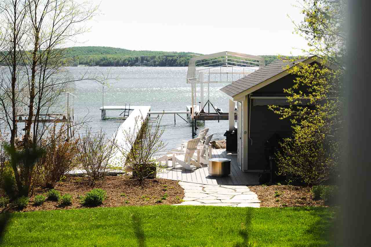 03312 Springwater Beach Road