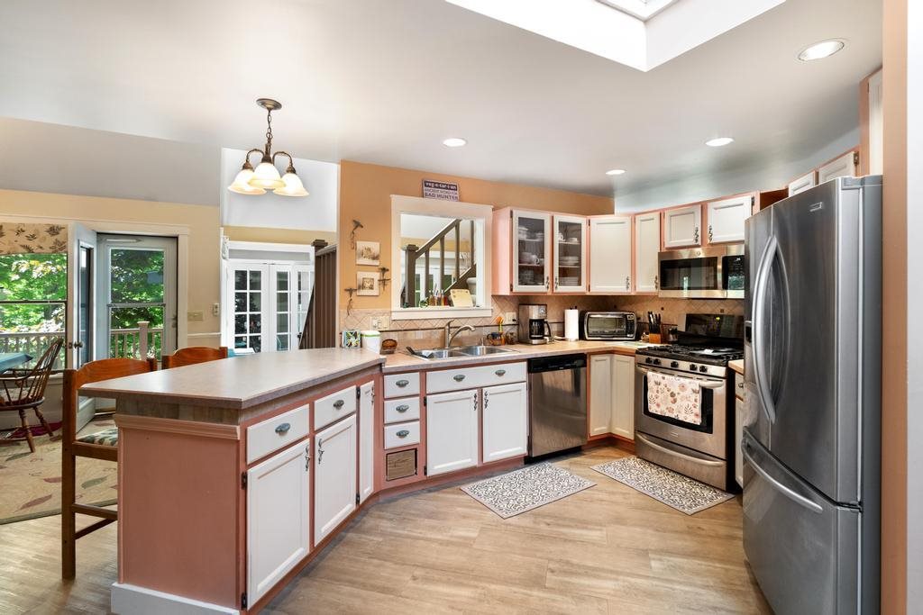 770 Wildwood Ridge Trail
