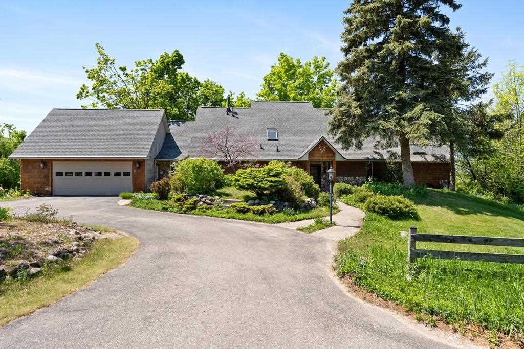 770 Wildwood Ridge Trail