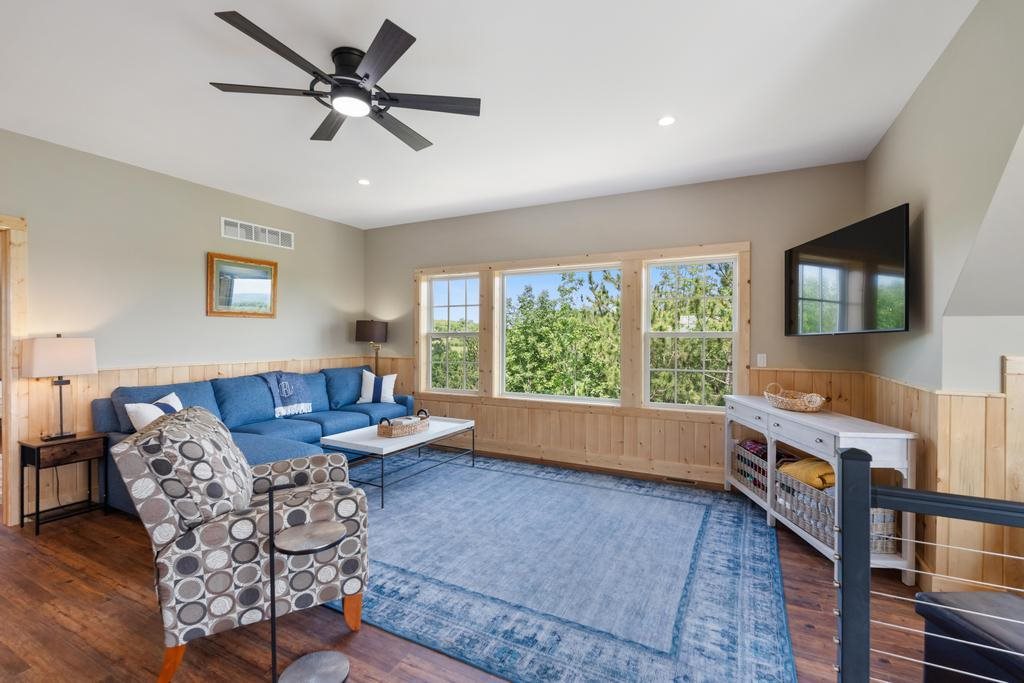 9235 Bailey Road