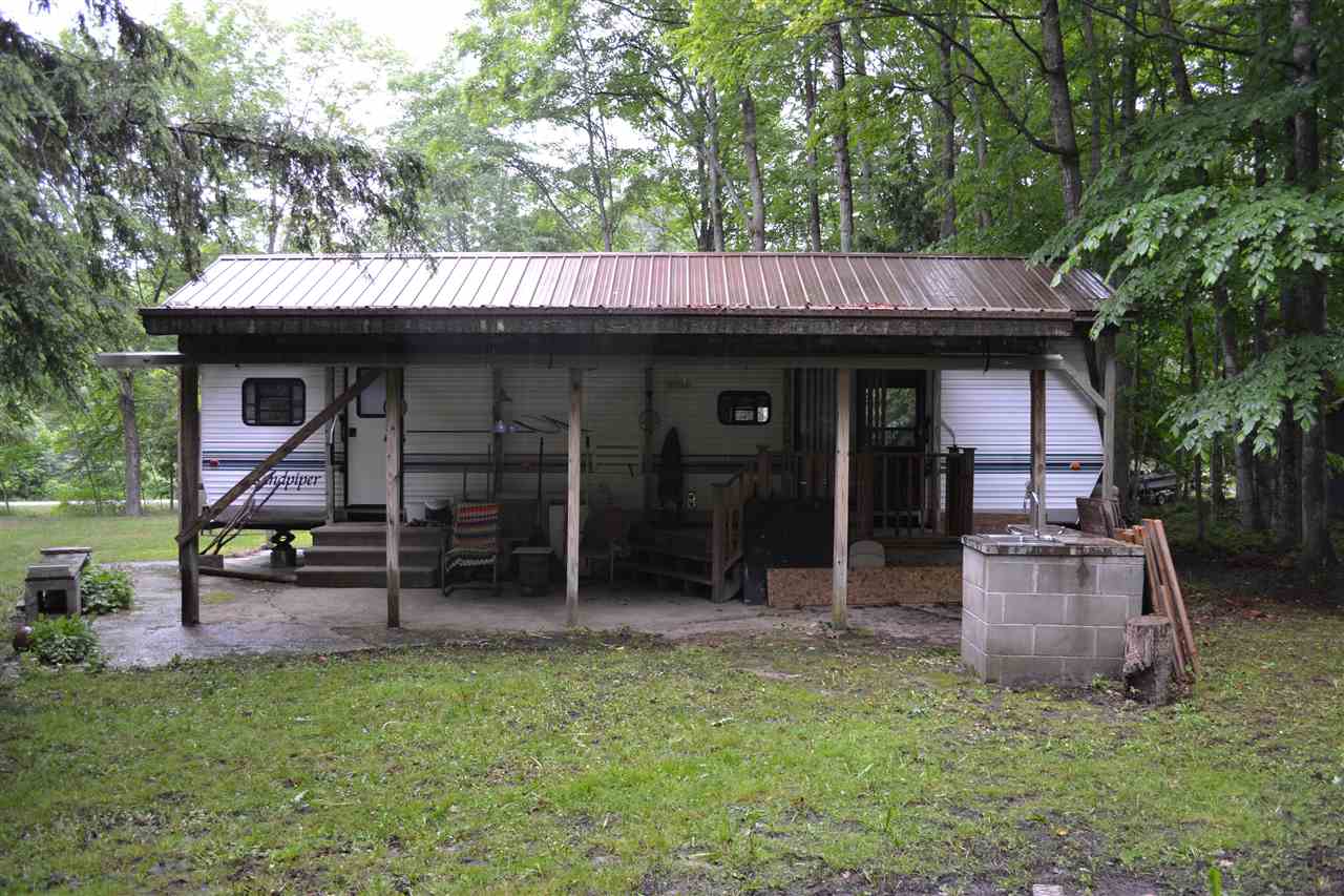 5685 Six Mile Lake Road