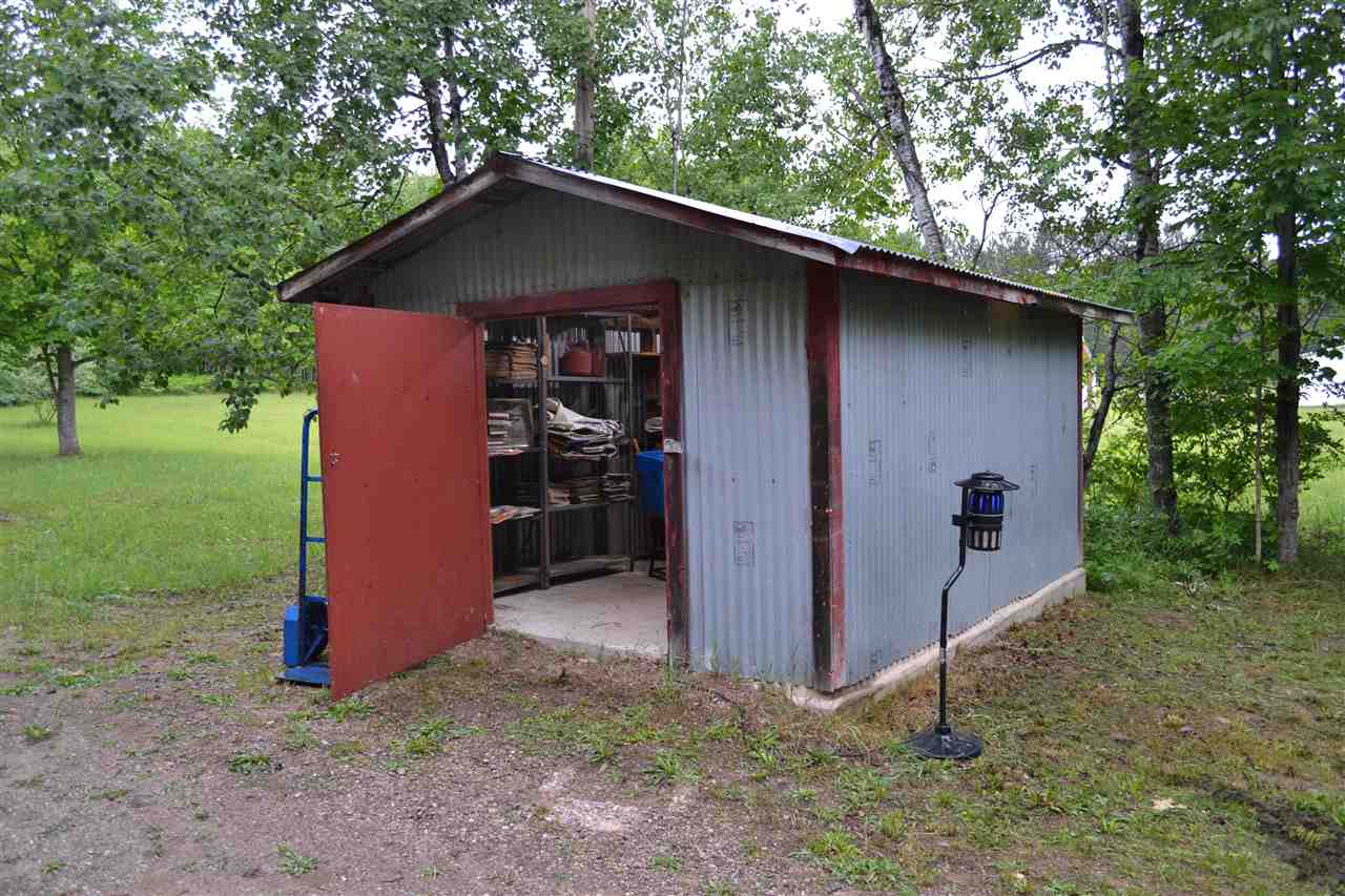 5685 Six Mile Lake Road