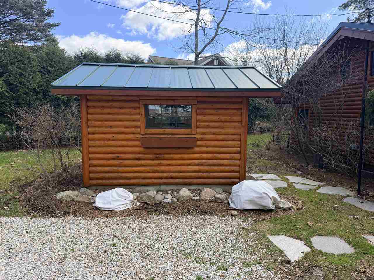 647 Woodland Drive