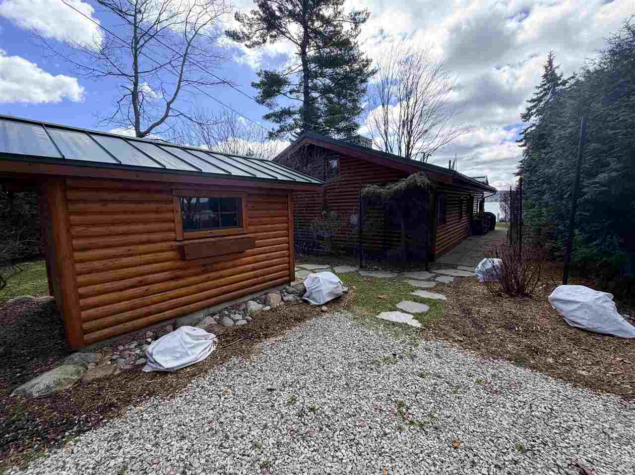 647 Woodland Drive