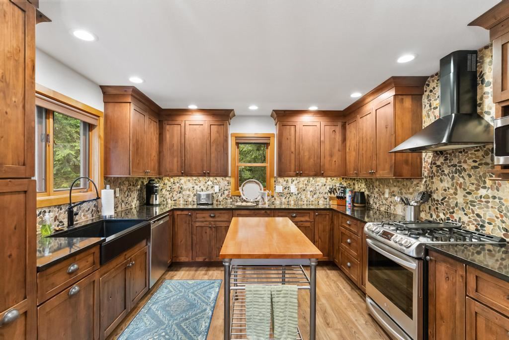 1434 W Martin Lake Drive