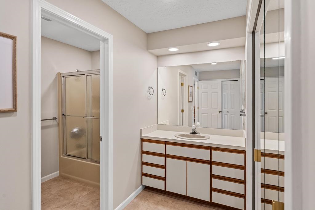 4000 Hemingway Pointe Club Road Unit: 36