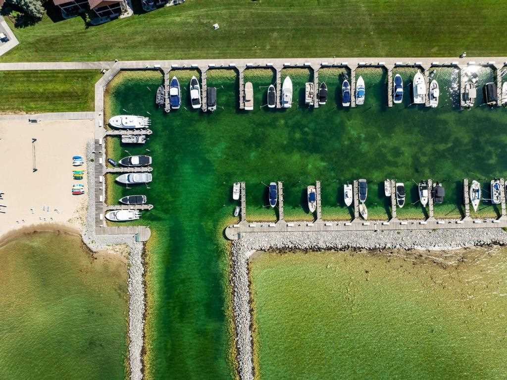 4000 Hemingway Pointe Club Road Unit: 36