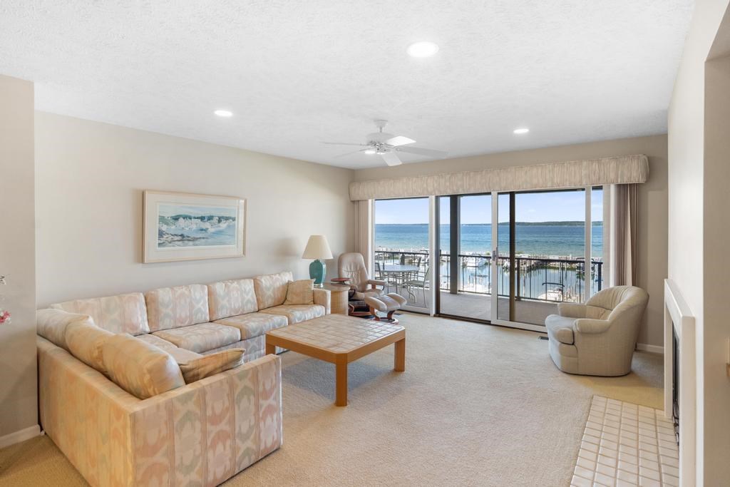 4000 Hemingway Pointe Club Road Unit: 36