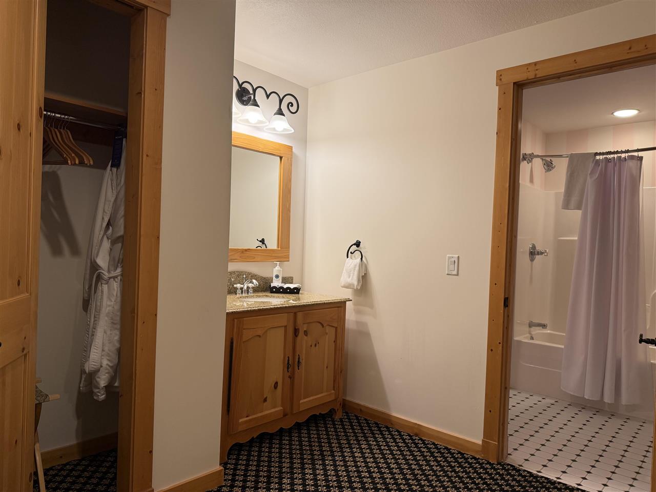 02780 Boyne Mountain Road Unit: Unit #166 (Door 329)