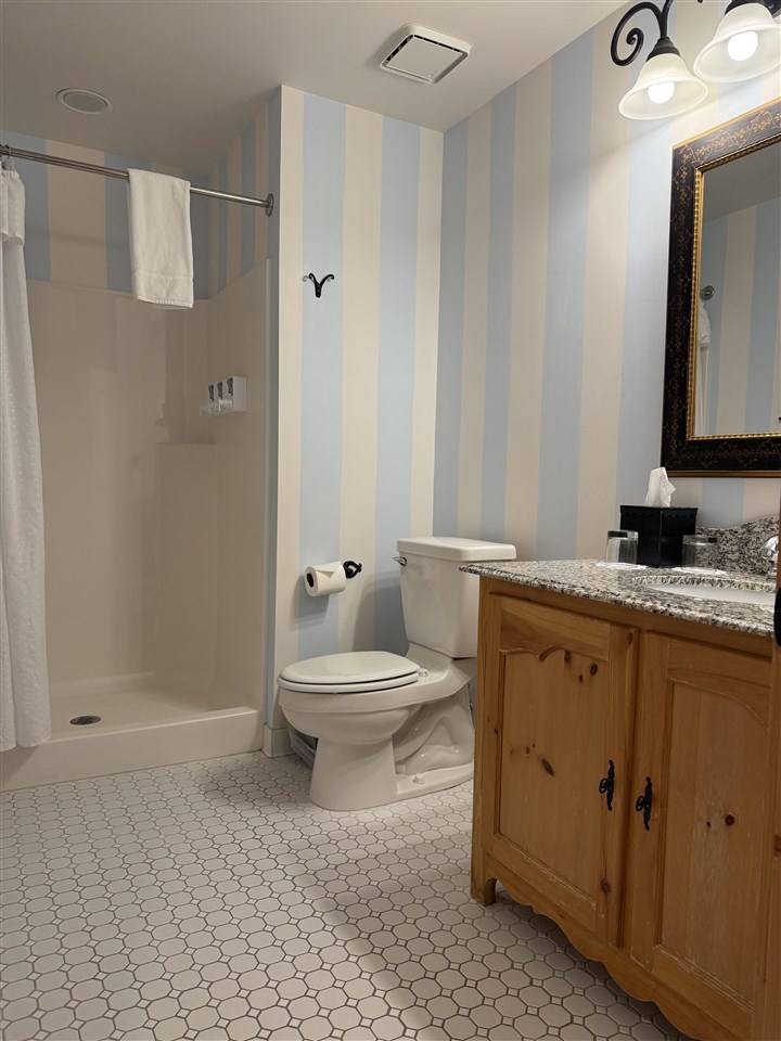 02780 Boyne Mountain Road Unit: Unit #166 (Door 329)