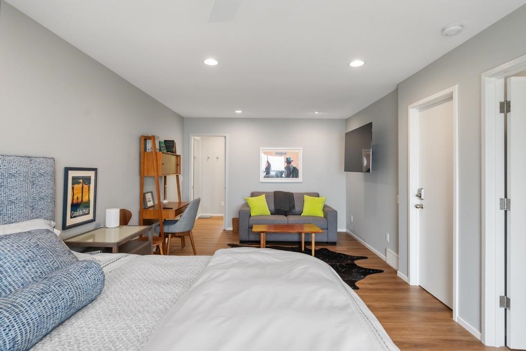 700 Front Street Unit: 76