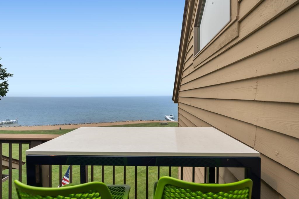 700 Front Street Unit: 76