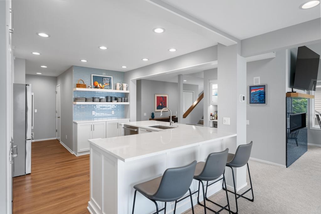 700 Front Street Unit: 76