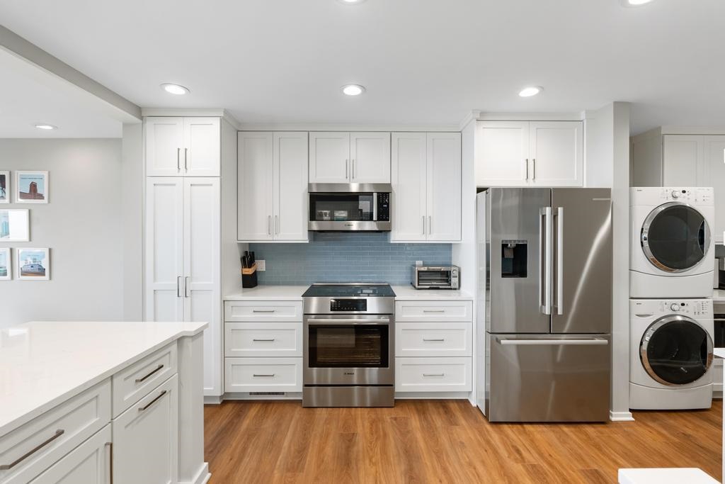 700 Front Street Unit: 76