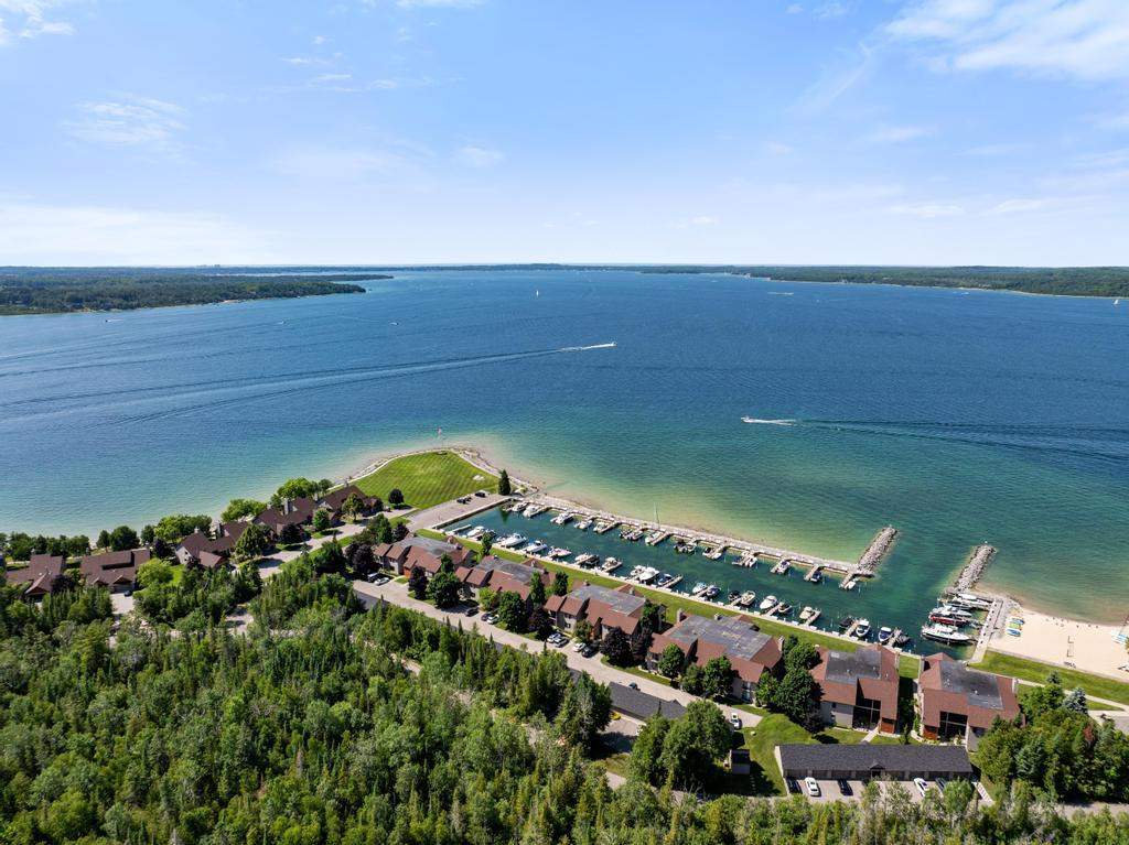 4000 Hemingway Pointe Club Road Unit: 36