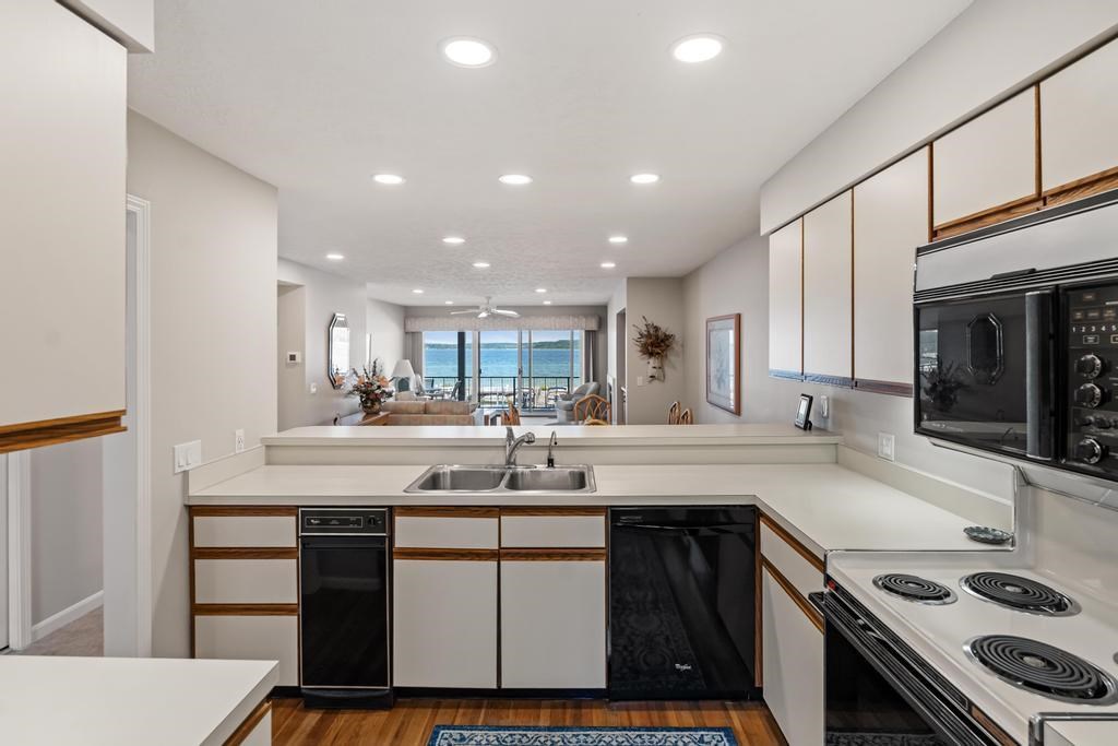 4000 Hemingway Pointe Club Road Unit: 36