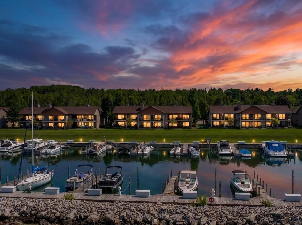 4000 Hemingway Pointe Club Road Unit: 36