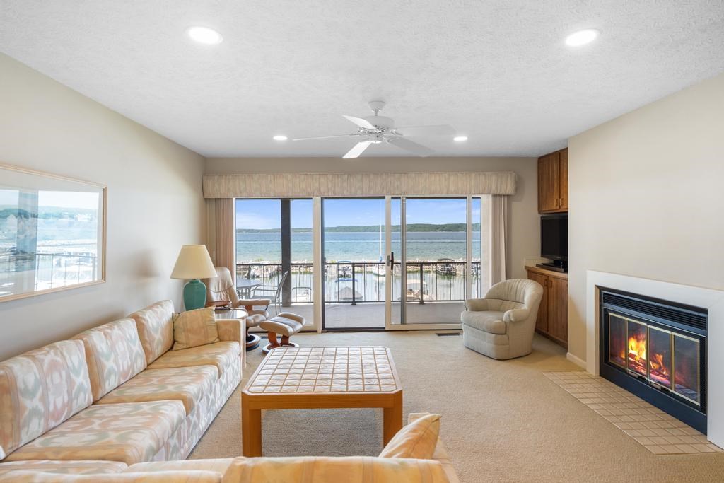 4000 Hemingway Pointe Club Road Unit: 36