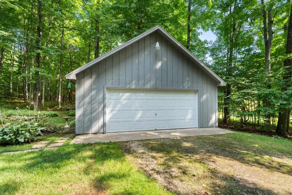 5020 Dingman School Road