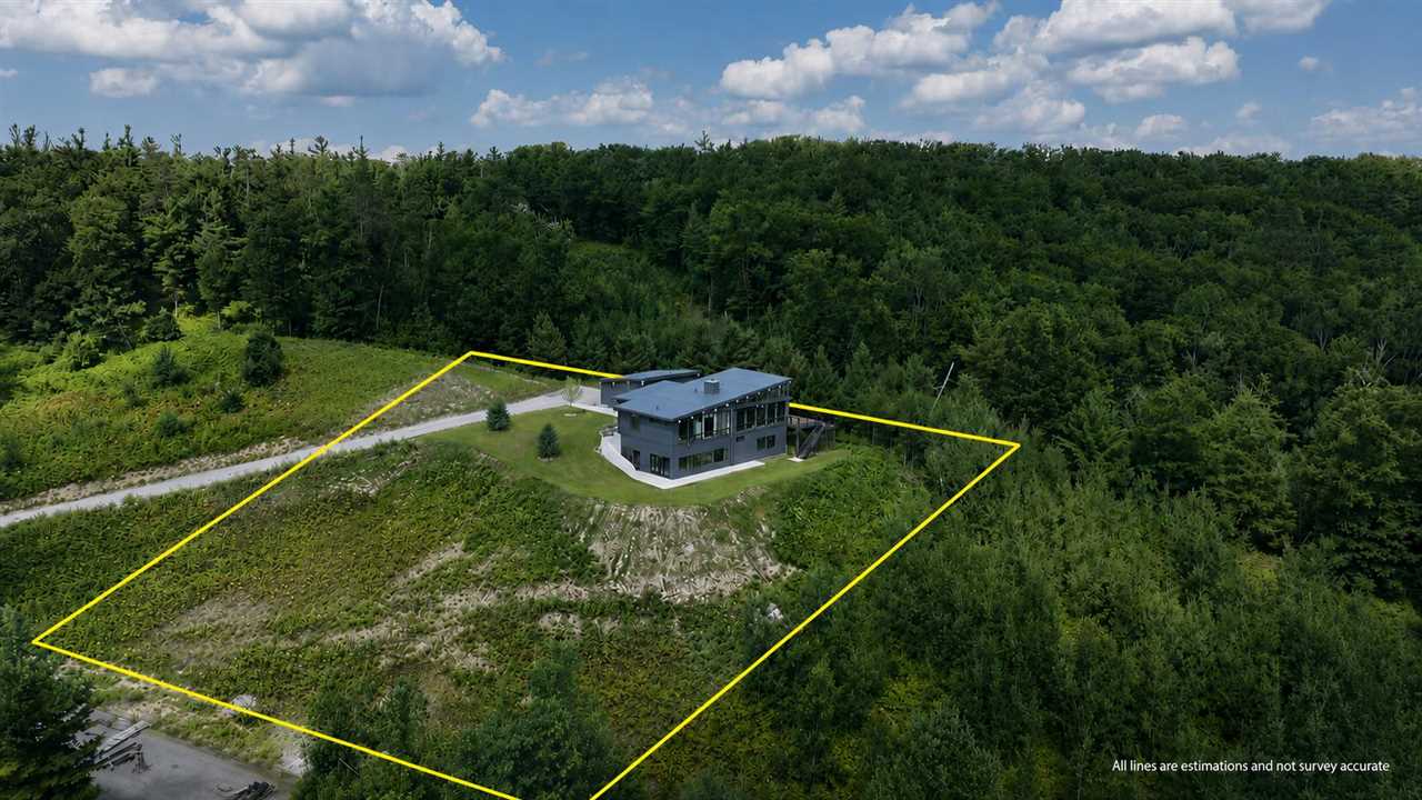 4564 Oak Bluff