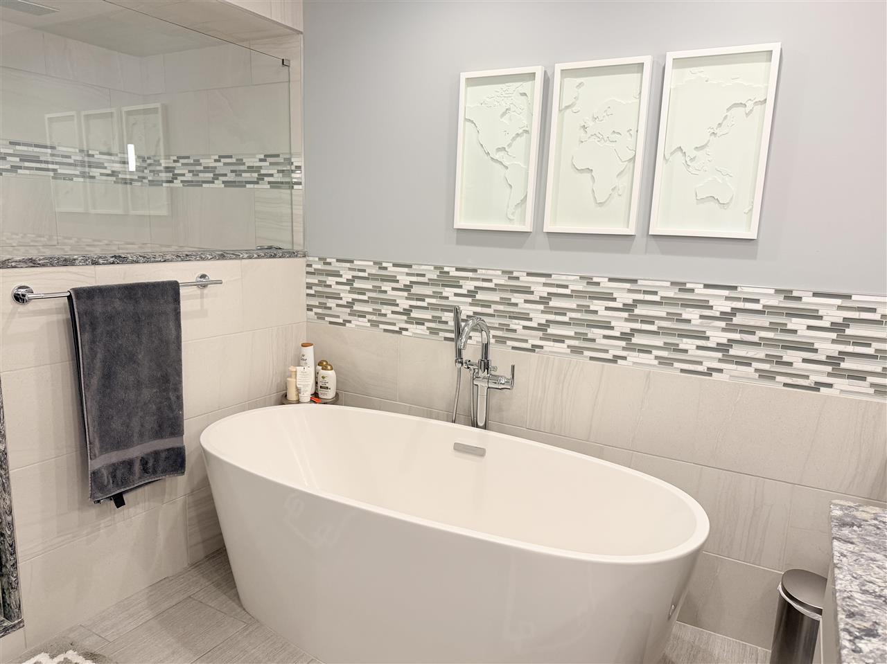 4000 Hemingway Pointe Club Drive Unit: Condo 55/Slip 42