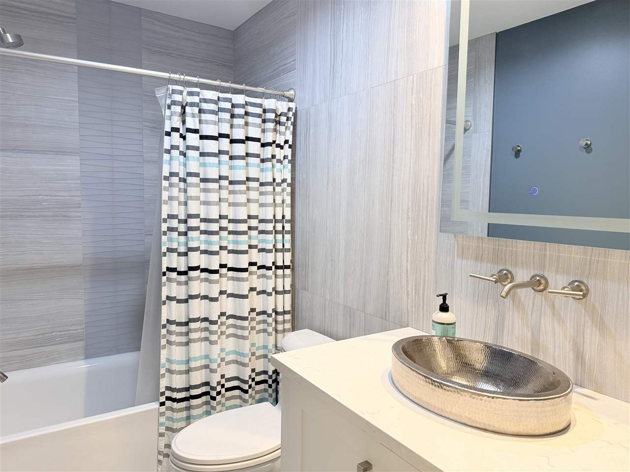 4000 Hemingway Pointe Club Drive Unit: Condo 55/Slip 42