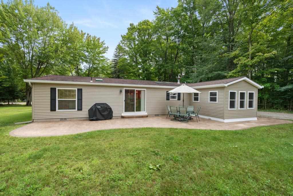 5297 Six Mile Lake Road