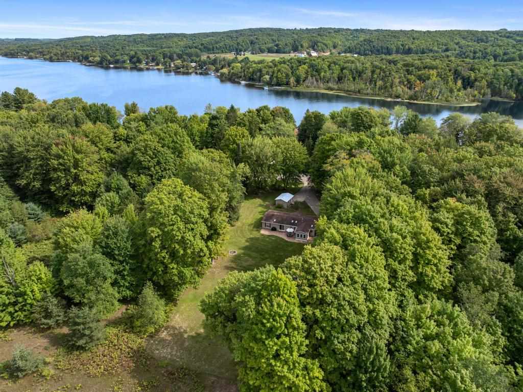 5297 Six Mile Lake Road