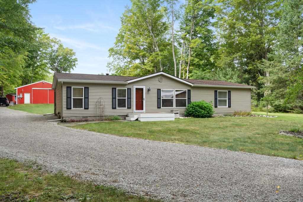 5297 Six Mile Lake Road