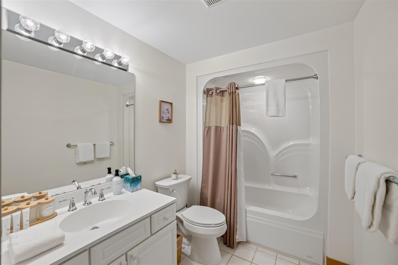 2199 Deerview Drive Unit: 81