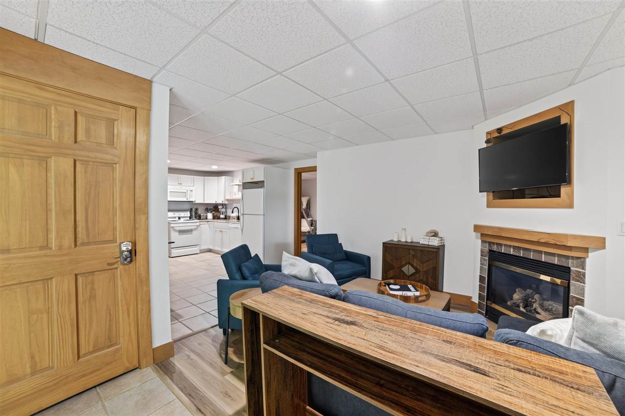 2199 Deerview Drive Unit: 81