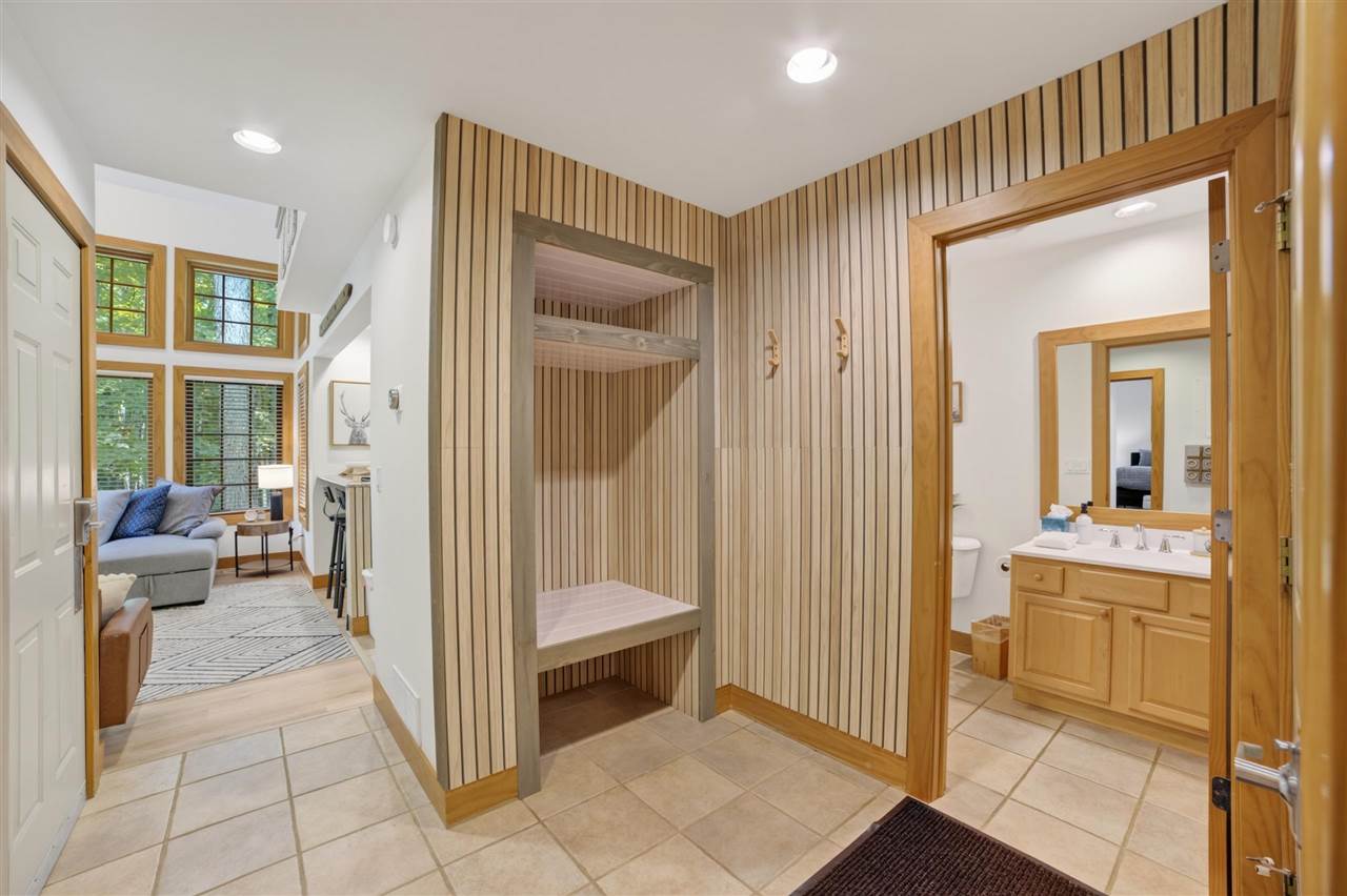 2199 Deerview Drive Unit: 81