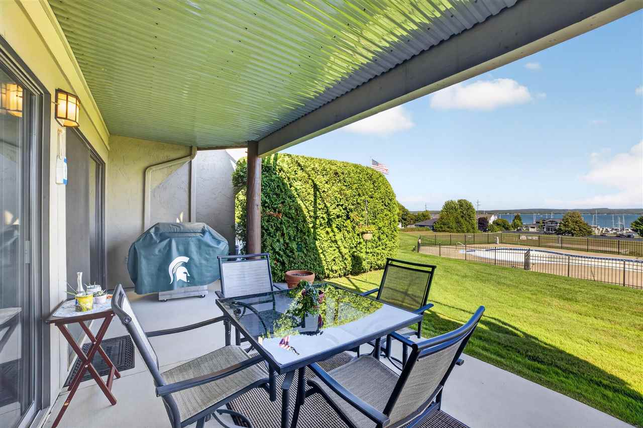 1022 Marina Bluff Dr. Unit: 1022