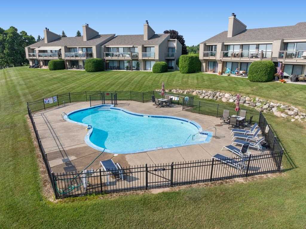 1022 Marina Bluff Dr. Unit: 1022