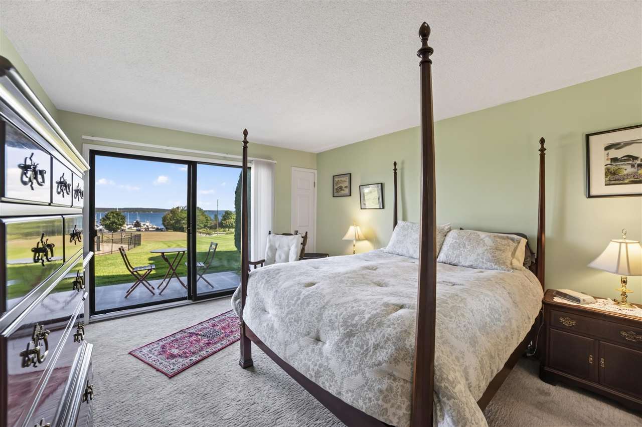 1022 Marina Bluff Dr. Unit: 1022