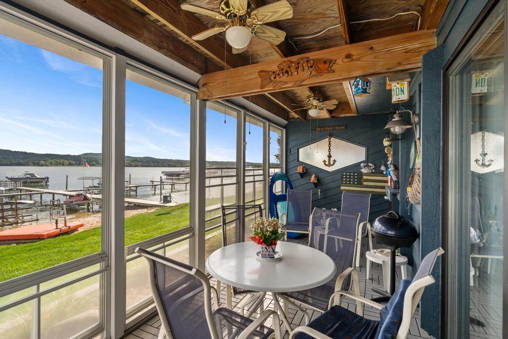 504 N Lake Street Unit: 9