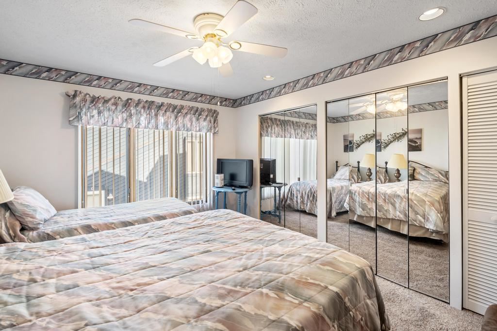 504 N Lake Street Unit: 9