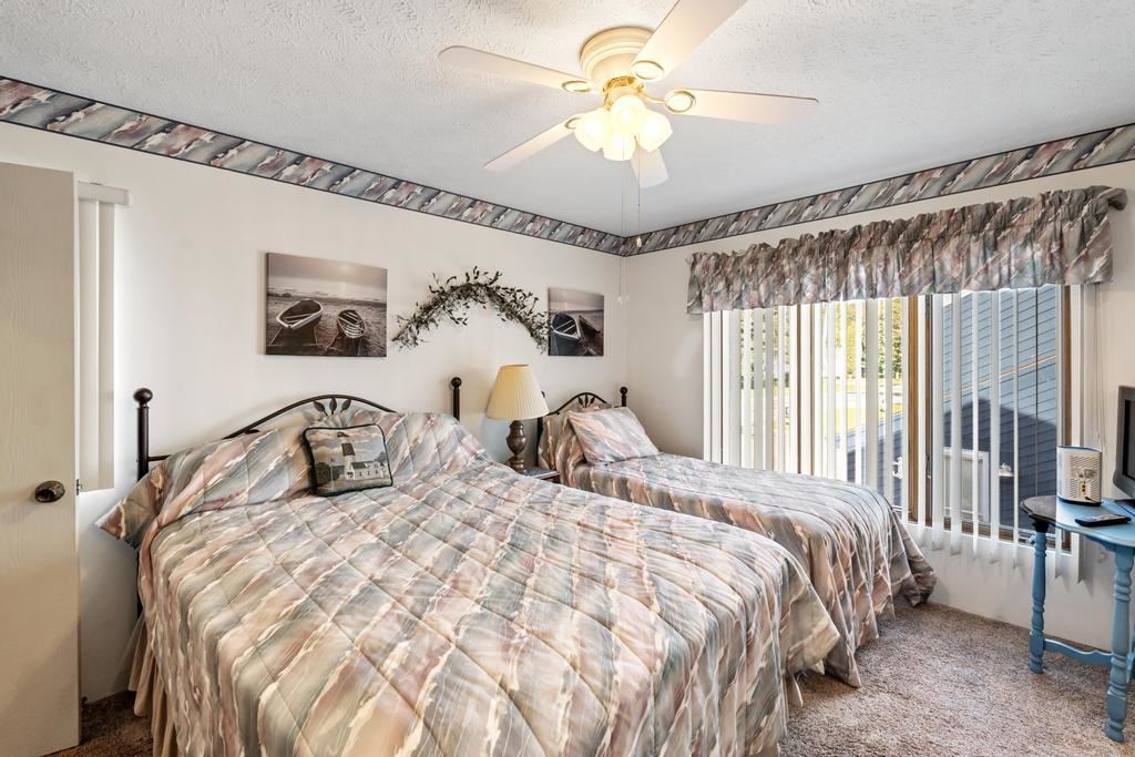 504 N Lake Street Unit: 9