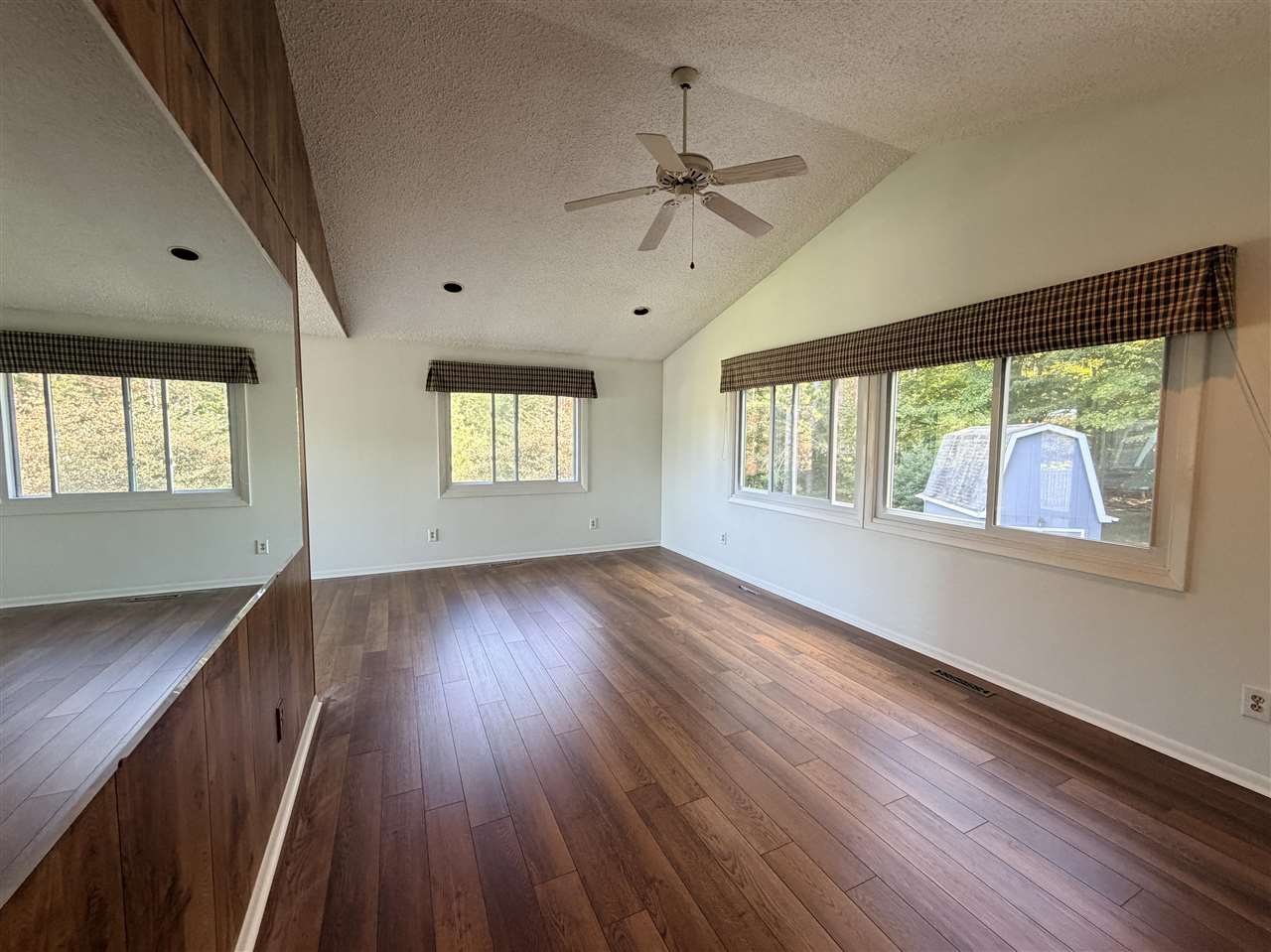 1287 Marshall Road