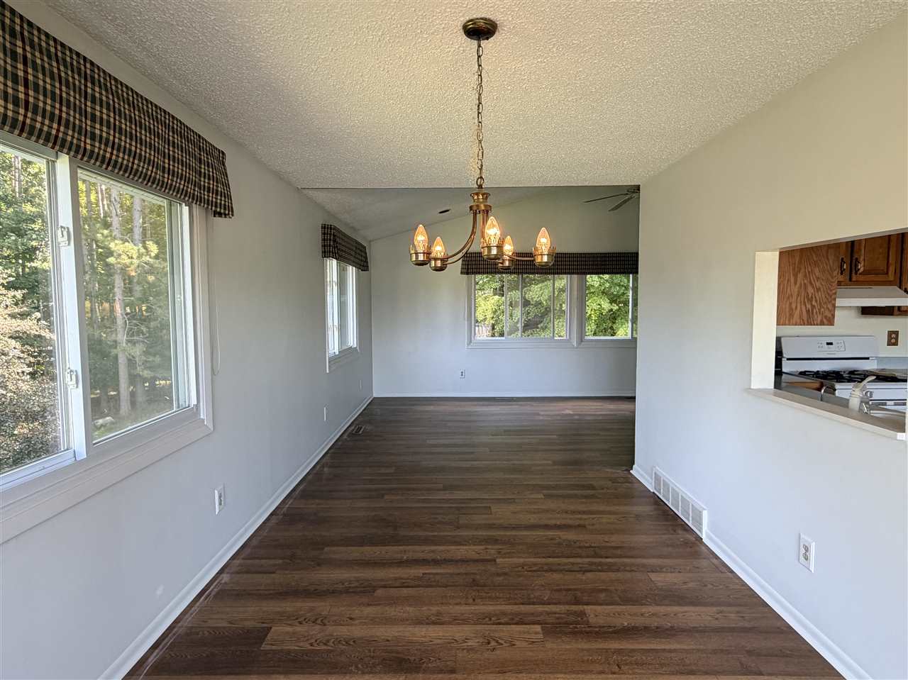 1287 Marshall Road