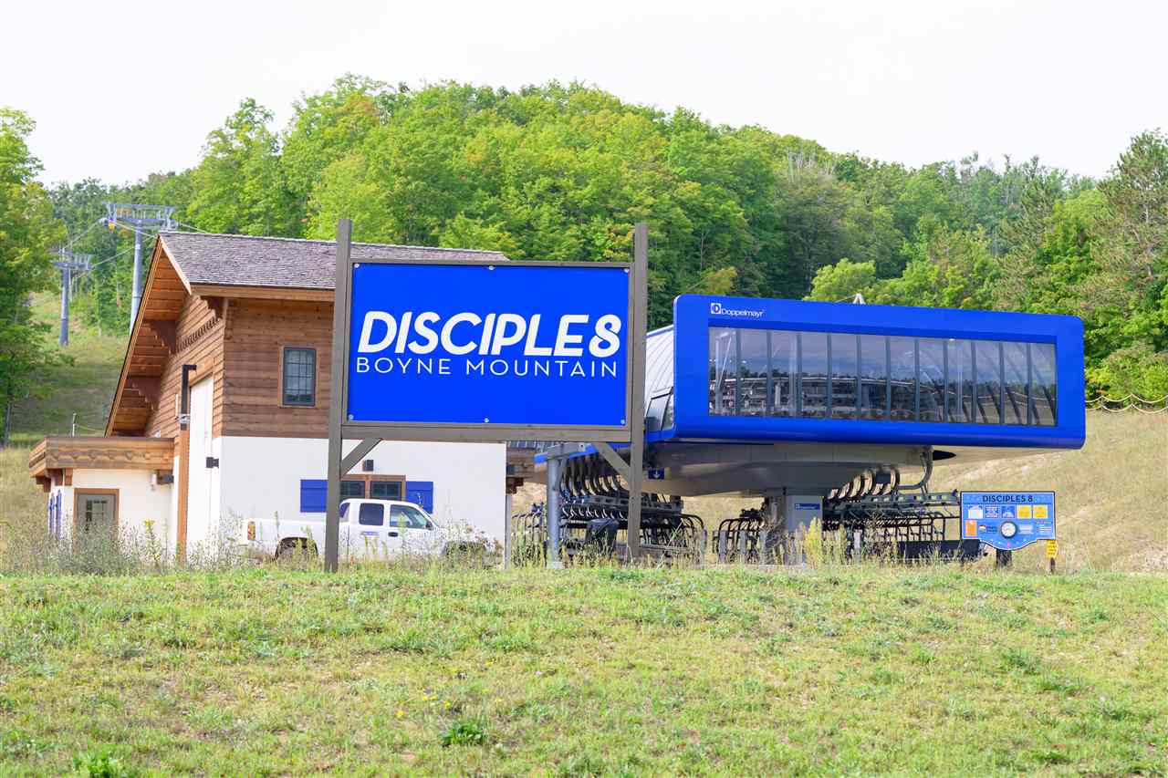 2545 Disciples Court Unit: 5