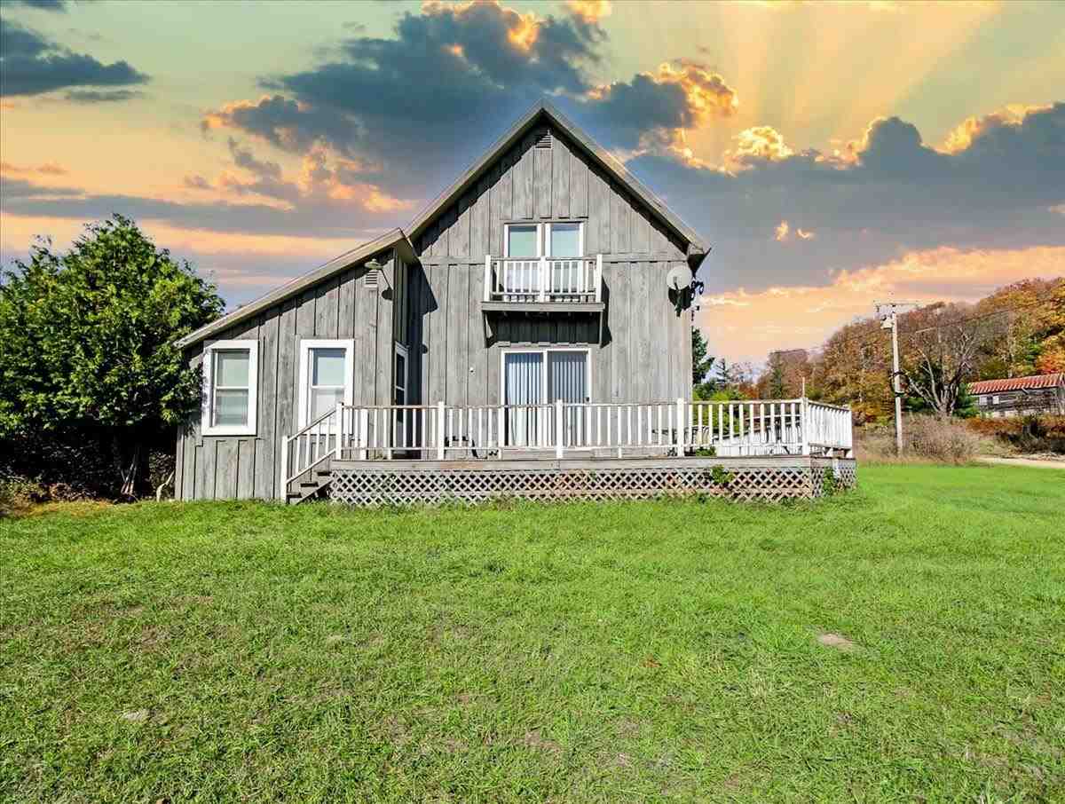 1041 S Ranney Road East Jordan MI