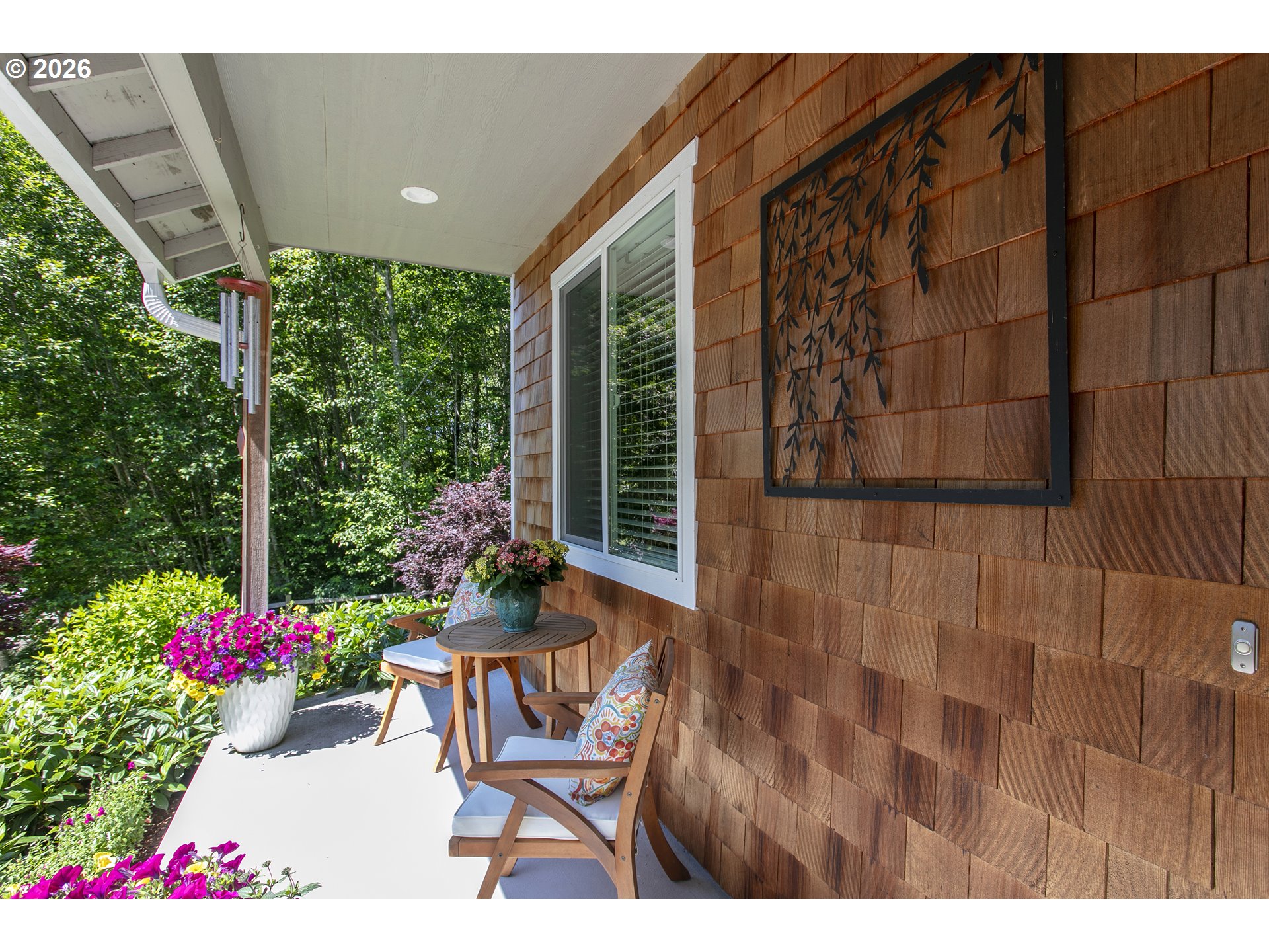 1975 FOREST DR