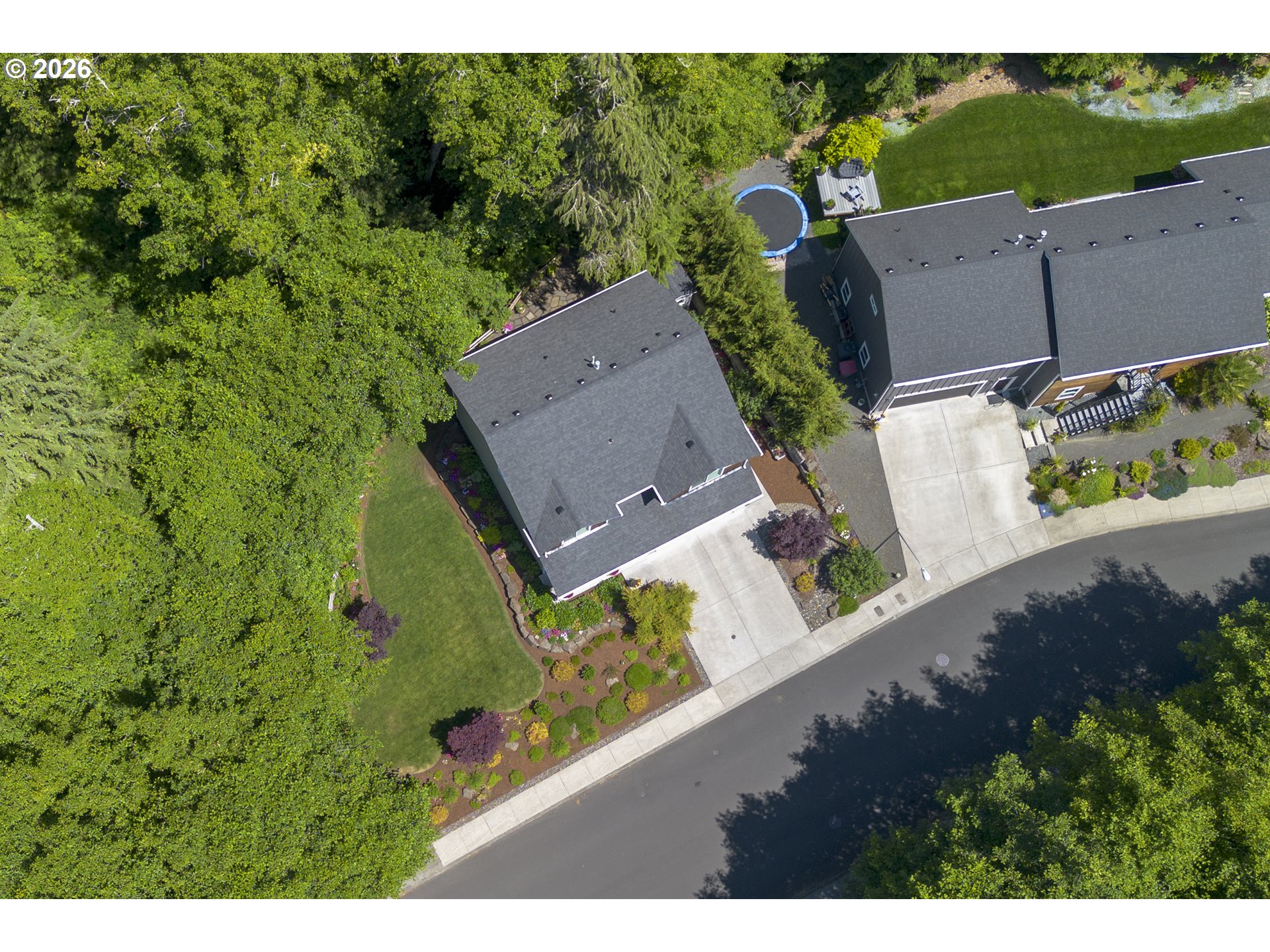 1975 FOREST DR