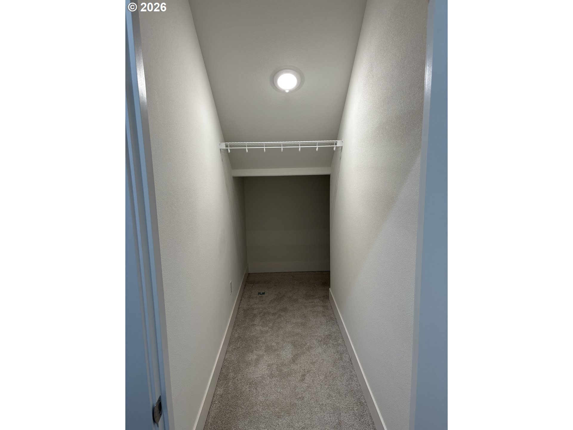 1975 FOREST DR