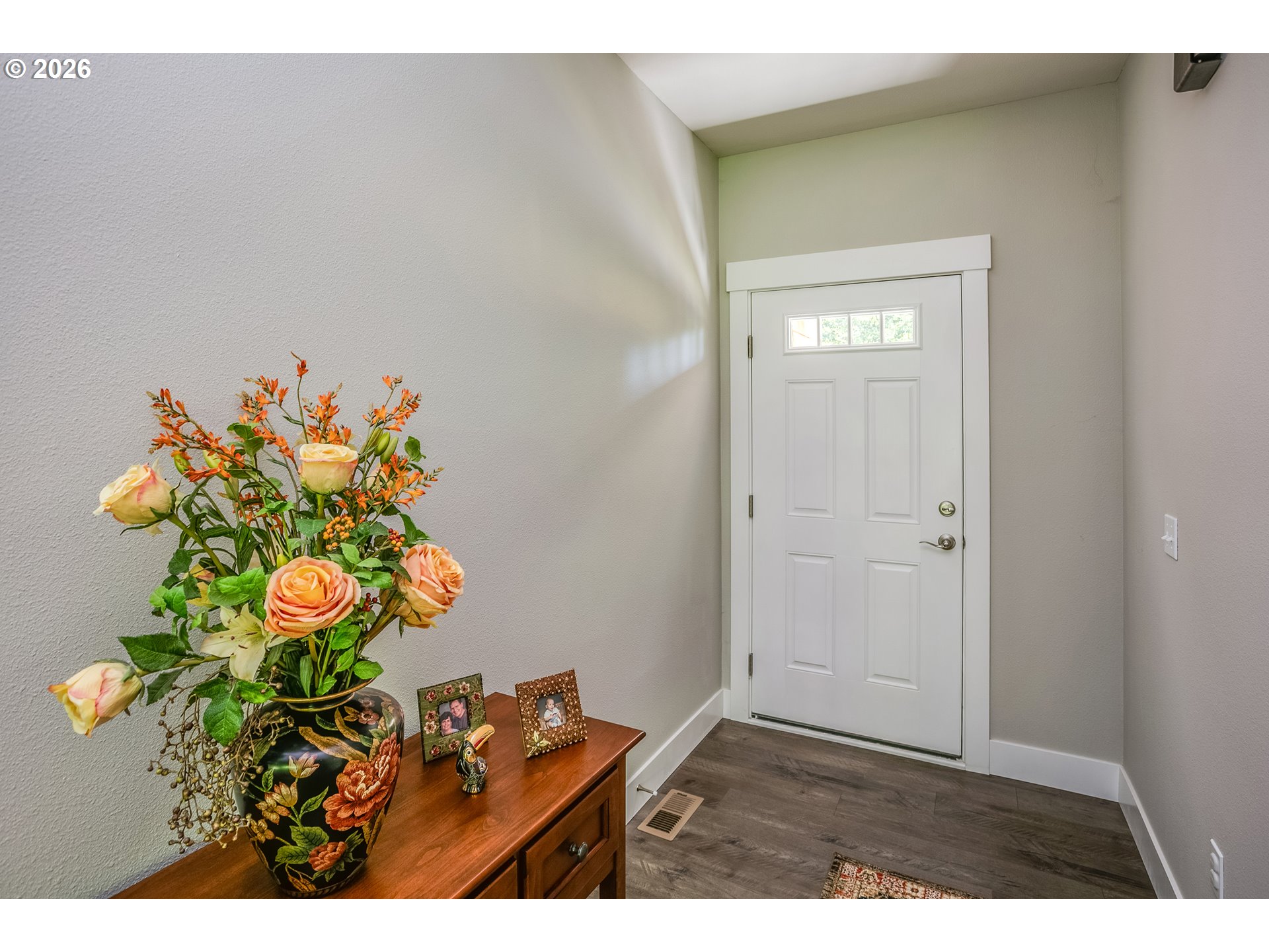 1975 FOREST DR