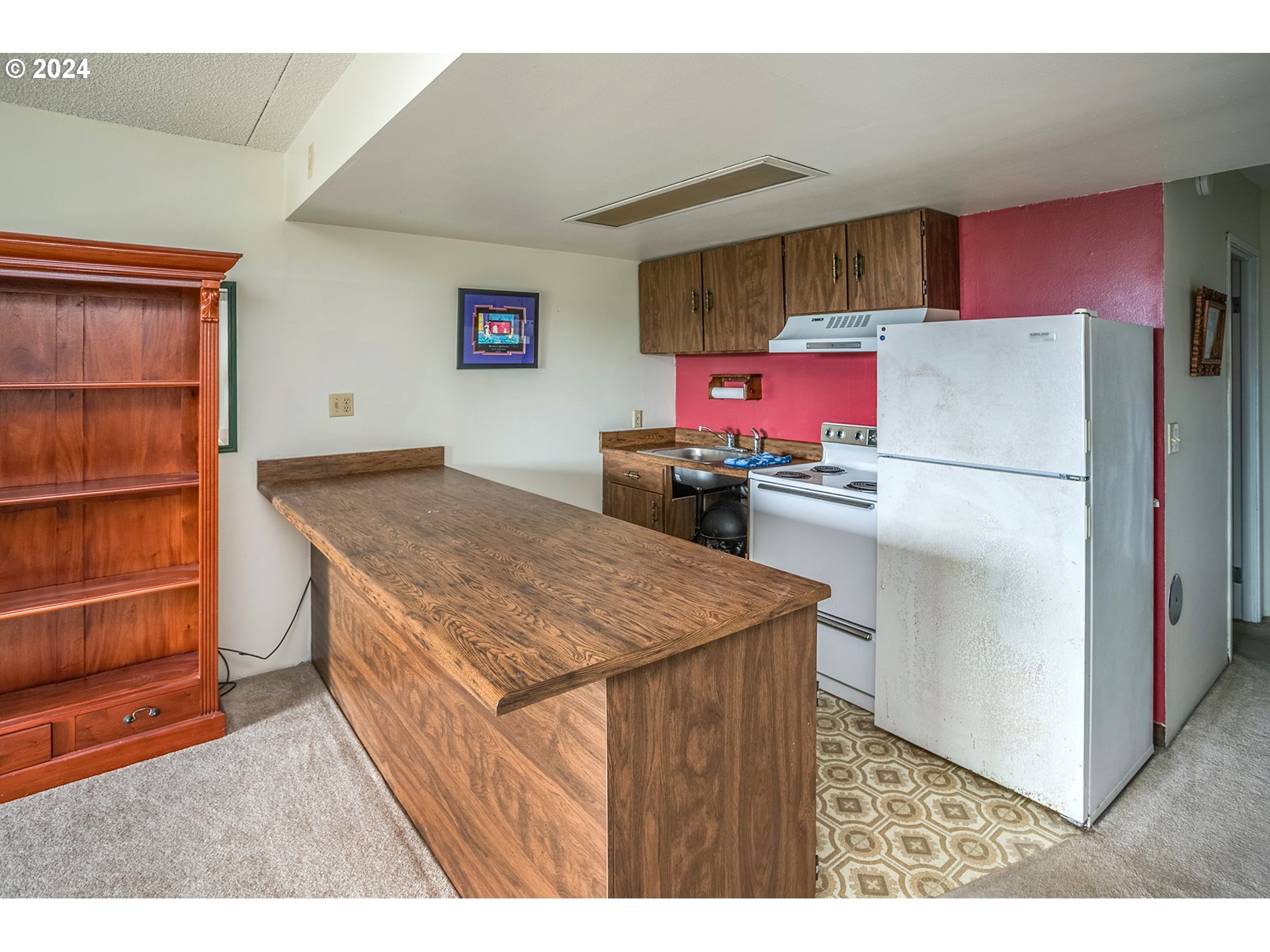 1146 N MARION AVE 601