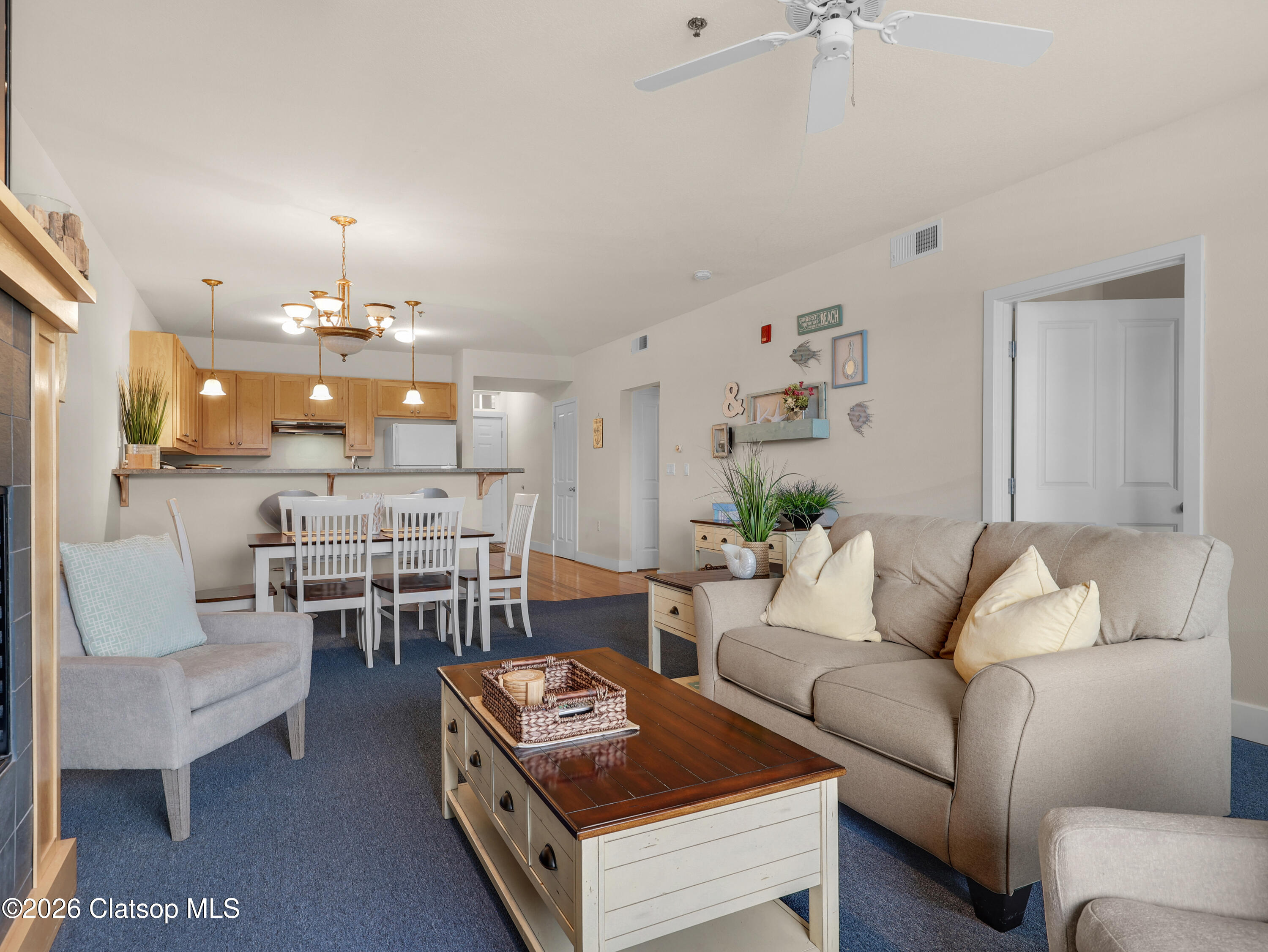 1108 S Holladay Drive, 16